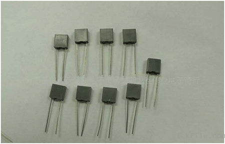 有机介质电容器 有机介质电容器